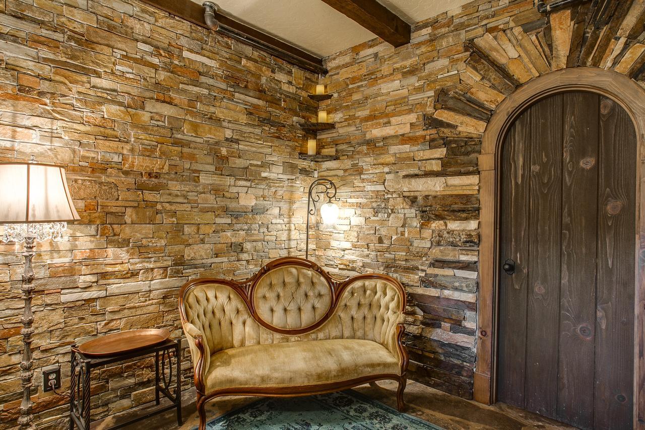 Storybook Riverside Inn Leavenworth Extérieur photo